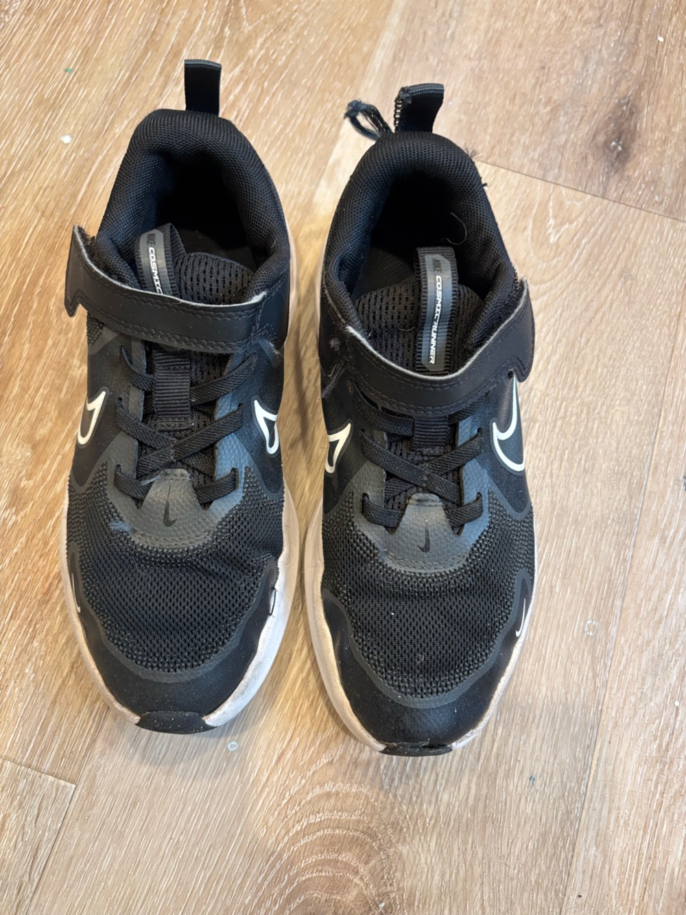 Nike Kids Black and White Light-Weight Athletic Sneakers